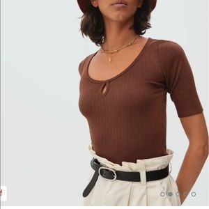 Everlane Stretch Rib Scoopneck Tee